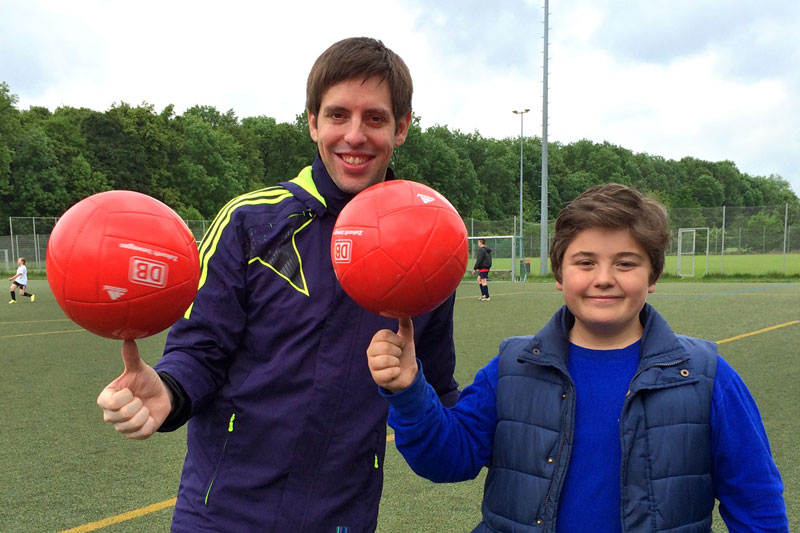 Fußball Freestyle Workshop mit Profi Fußballakrobat Sebastian Heller